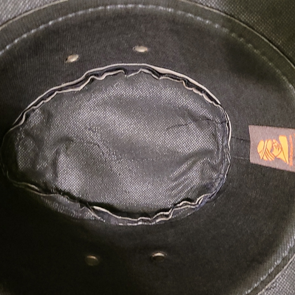Hat - Picture 5 of 7
